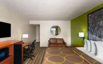Photo 4 - Super 8 by Wyndham Lake City