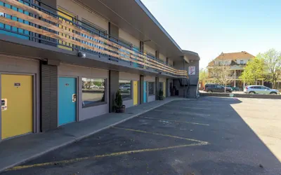 Bel Aire Motel