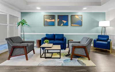 Photo 4 - MainStay Suites Roanoke Airport