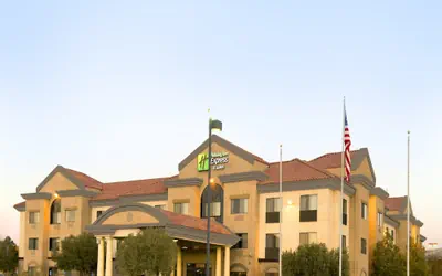 Holiday Inn Express & Suites Barstow - Route 66 by IHG
