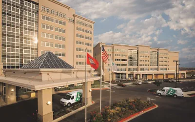 Photo 2 - Embassy Suites Northwest Arkansas - Hotel, Spa & Convention