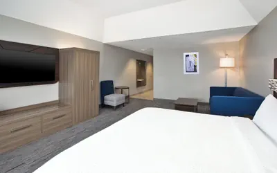 Photo 5 - Holiday Inn Express Fremont by IHG