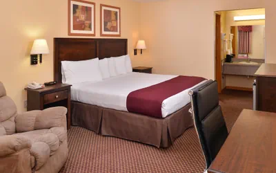 Photo 4 - Americas Best Value Inn & Suites Bryant Little Rock
