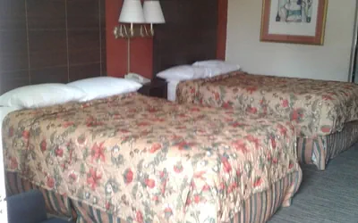 Photo 3 - Budget Inn Express