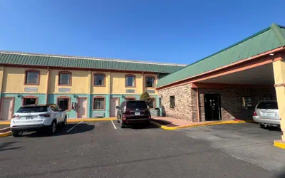 Quality Quarters Inn