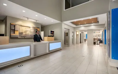 Photo 4 - Holiday Inn Express & Suites Philadelphia - Mt. Laurel by IHG