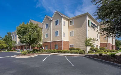 Photo 2 - MainStay Suites Wilmington - University Area