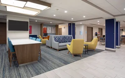 Photo 5 - Holiday Inn Express & Suites Grand Junction by IHG