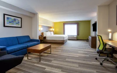 Photo 5 - Holiday Inn Express & Suites Fort Wayne by IHG