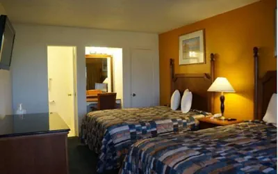 Photo 3 - Classic Inn Red Bluff