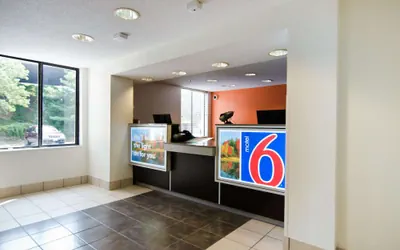 Photo 4 - Motel 6 Springfield, VA - Washington DC Southwest
