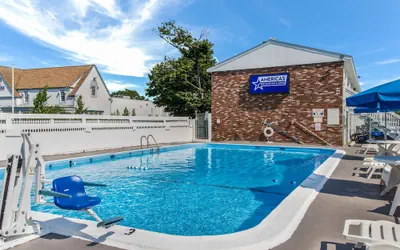 Photo 2 - Americas Best Value Inn & Suites Hyannis Cape Cod