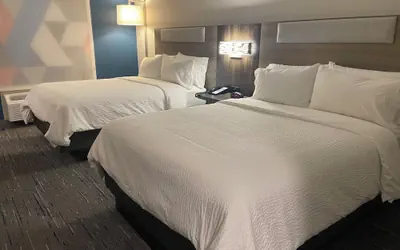 Photo 5 - Holiday Inn Express & Suites Elyria by IHG