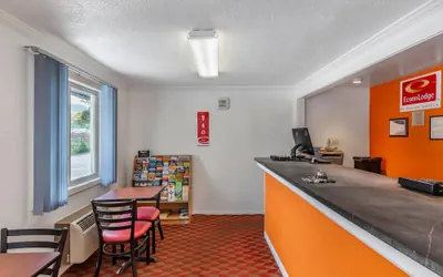 Photo 4 - Econo Lodge Lee - Great Barrington