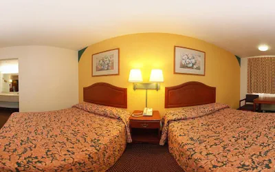 Photo 5 - Econo Lodge Bartlesville Hwy 75
