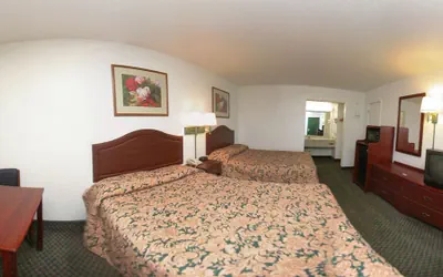 Photo 4 - Econo Lodge Bartlesville Hwy 75