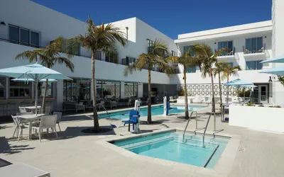 Courtyard by Marriott Santa Barbara Downtown