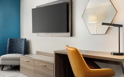 Photo 5 - Holiday Inn Express Hotel & Suites Edmond by IHG