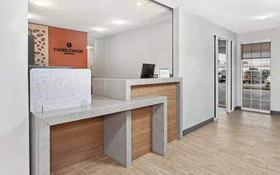 Photo 2 - Candlewood Suites Appleton by IHG