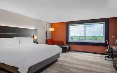 Photo 5 - Holiday Inn Express & Suites Sanford- Lake Mary by IHG