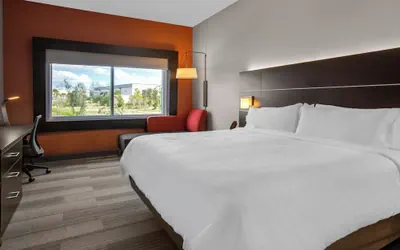 Photo 3 - Holiday Inn Express & Suites Sanford- Lake Mary by IHG