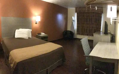 Photo 5 - Rodeway Inn Moriarty