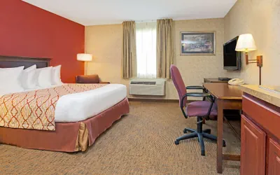 Photo 5 - Hawthorn Extended Stay by Wyndham Cincinnati/Sharonville