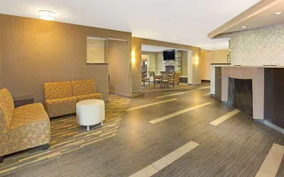 Photo 3 - Hawthorn Extended Stay by Wyndham Cincinnati/Sharonville