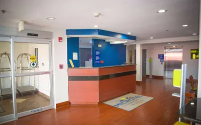 Photo 5 - Microtel Inn & Suites by Wyndham Daphne/Mobile