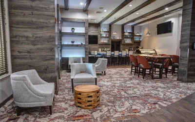 Photo 3 - Hampton Inn & Suites Newark Airport Elizabeth