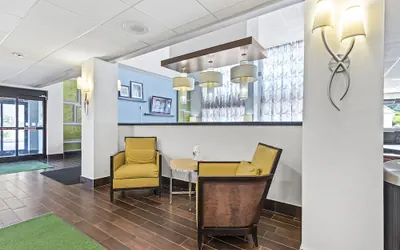 Photo 3 - Holiday Inn St. Petersburg West by IHG