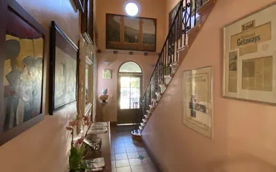 Photo 4 - Villa Rosa Inn
