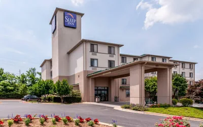 Photo 2 - Sleep Inn & Suites Harrisonburg near University