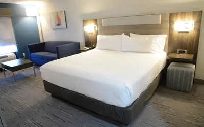 Photo 2 - Holiday Inn Express Athens by IHG