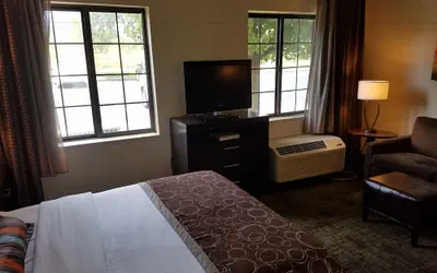 Photo 3 - Staybridge Suites Cincinnati North by IHG
