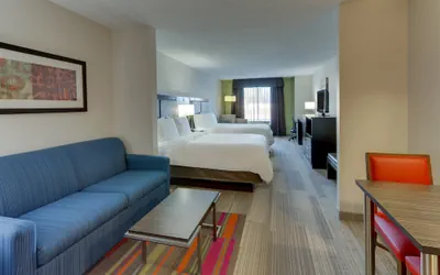 Photo 3 - Holiday Inn Express Hotel & Suites Dayton-Centerville by IHG