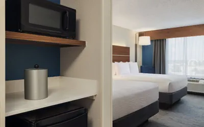 Photo 3 - Holiday Inn Express & Suites Indianapolis Dtn-Conv Ctr Area by IHG
