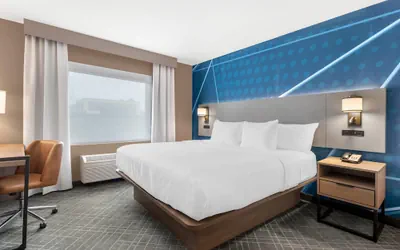 Photo 2 - Comfort Inn & Suites Suwanee - Sugarloaf