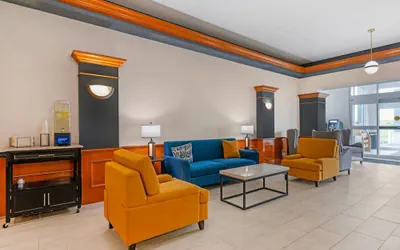 Photo 5 - Comfort Inn & Suites Sheboygan I-43