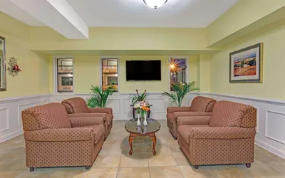 Photo 5 - Travelodge by Wyndham Williamsburg Colonial Area
