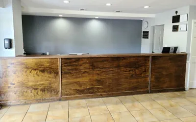 Photo 3 - Travelodge by Wyndham Williamsburg Colonial Area