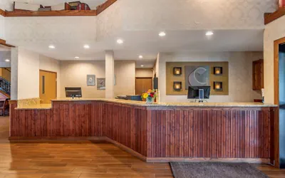 Photo 5 - Comfort Inn Warrensburg Station
