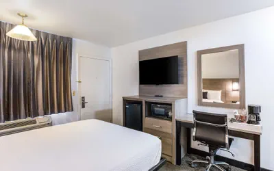 Photo 2 - Knights Inn Yuma