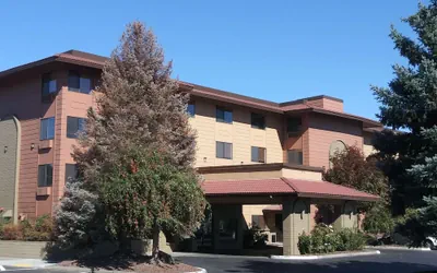 Photo 2 - Baymont by Wyndham Yakima Riverfront