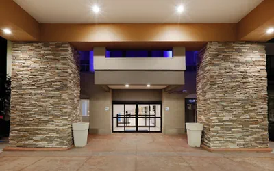 Holiday Inn Express Hotel & Suites Dallas - Duncanville by IHG