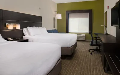 Photo 4 - Holiday Inn Express Hotel & Suites Independence-Kansas City by IHG