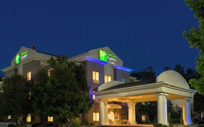 Holiday Inn Express Hotel & Suites Independence-Kansas City by IHG