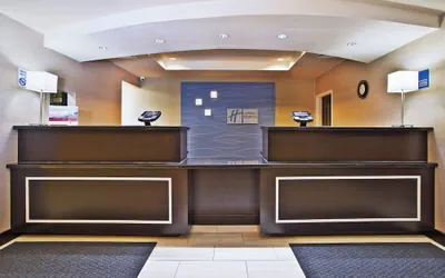 Holiday Inn Express & Suites Springfield - Dayton Area by IHG