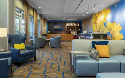 Photo 3 - Courtyard by Marriott Asheville Airport