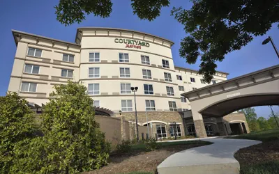 Photo 2 - Courtyard by Marriott Asheville Airport